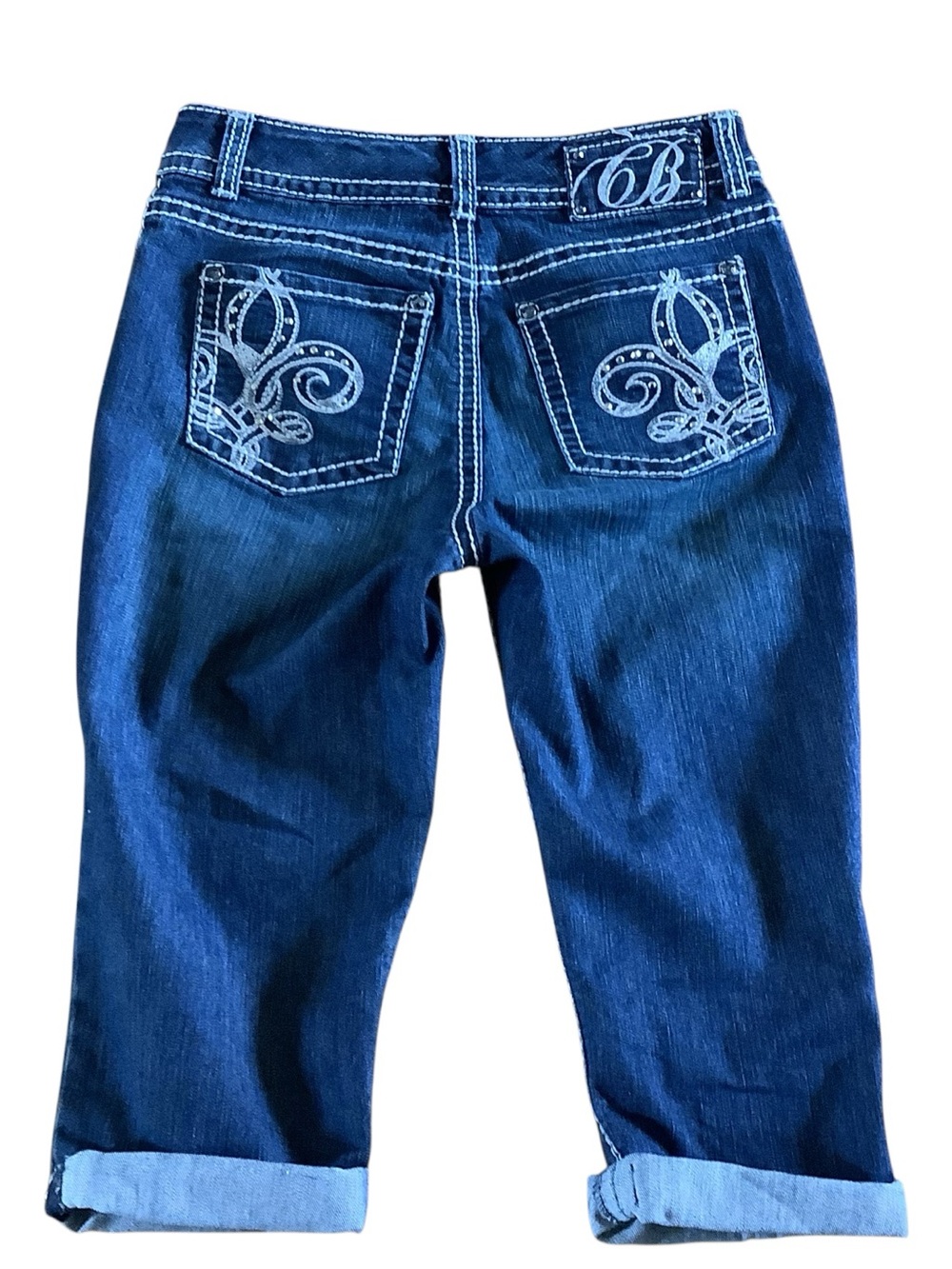 Code Bleu Fleur De Lis Embroidered Blinged Denim Capris . Sz. 6 / 27